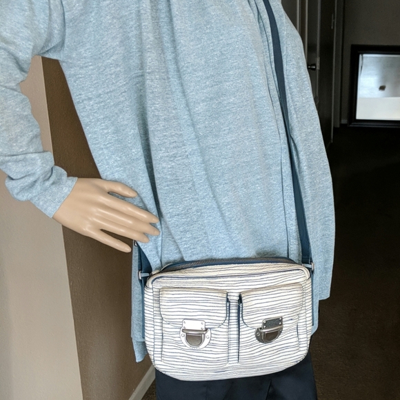 FOSSIL LEATHER BAG - Picture 2 of 8